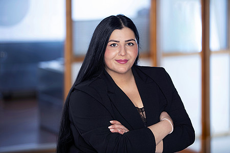 Süreyya Hasanoglu, Personalreferentin und Assistenz der Geschäftsführung